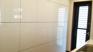 桧家住宅のモデルハウス　キッチンの後ろ側にある収納